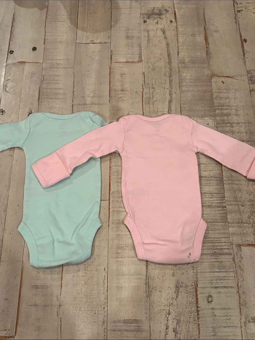 Carter’s 6 Piece Newborn Embroidery & Appliqué Baby Girl Bundle